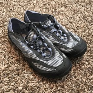 Women’s Merrell barefoot shoes size 9